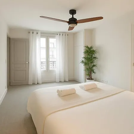 Arc De Triomphe - Premium Family For 5 * Parigi