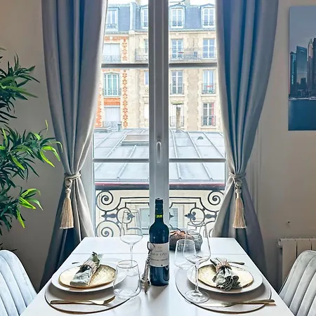 Apartment Comfortable Family In Paris
