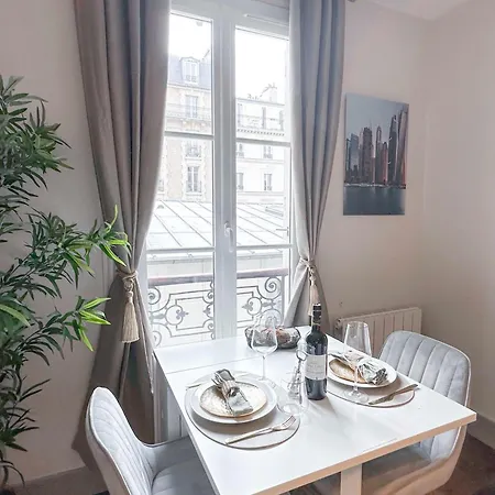 Apartment Comfortable Family In Paris