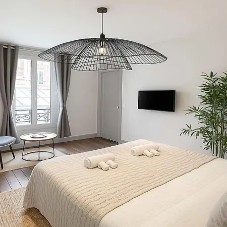 Arc De Triomphe - Premium Family For 5 * Paris