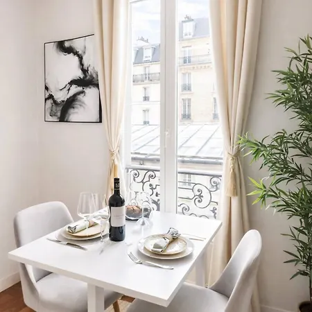 Arc De Triomphe - Premium Family For 5 París