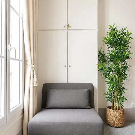 Arc De Triomphe - Premium Family For 5